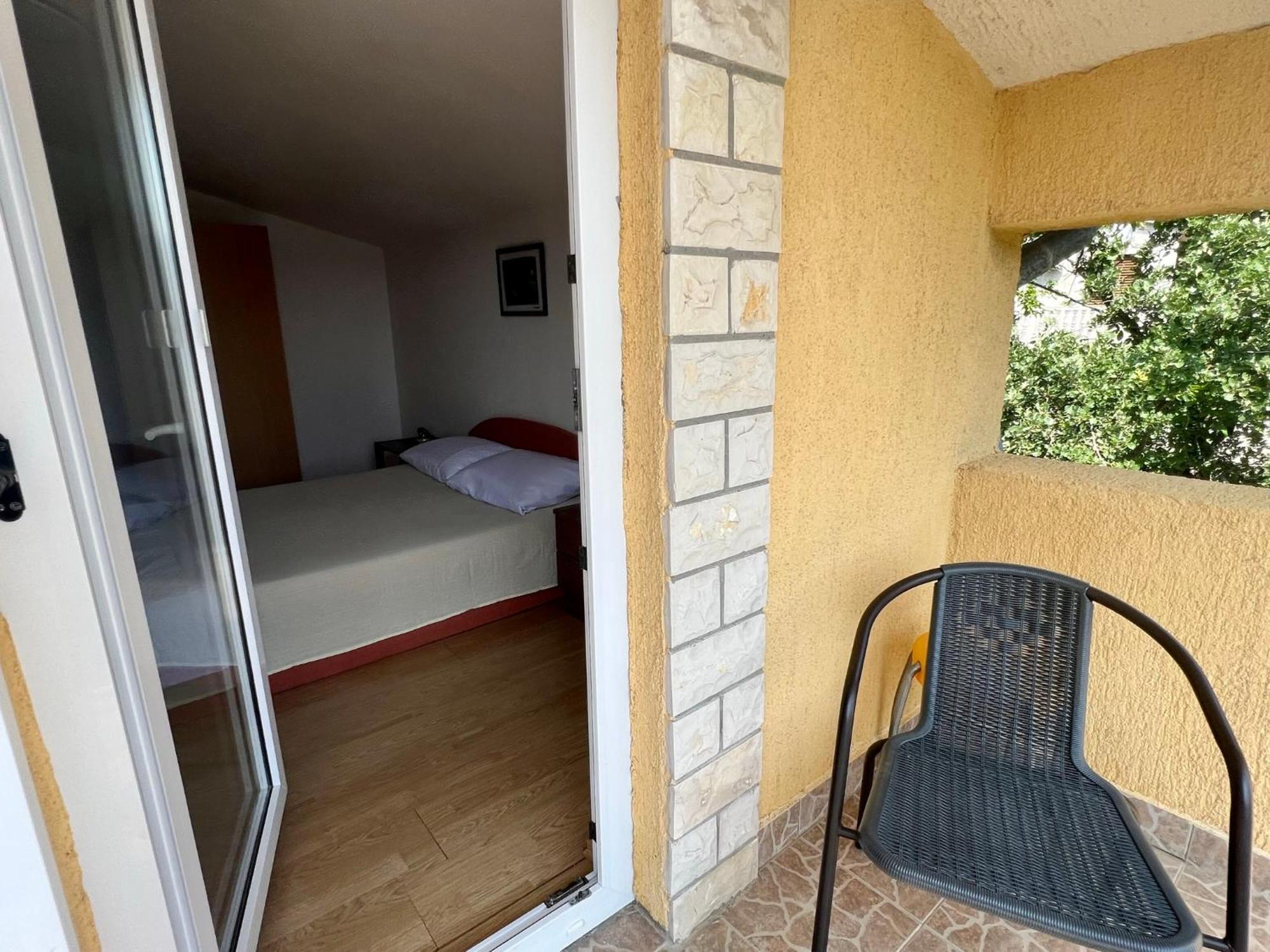 Apartmani Lidija Karin Donji Donji Karin Extérieur photo