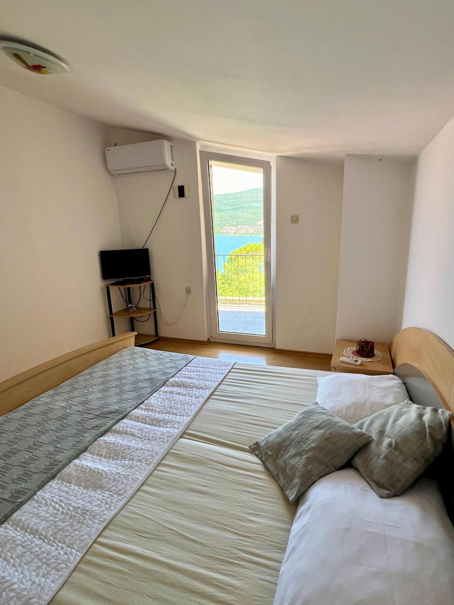 Apartmani Lidija Karin Donji Donji Karin Extérieur photo