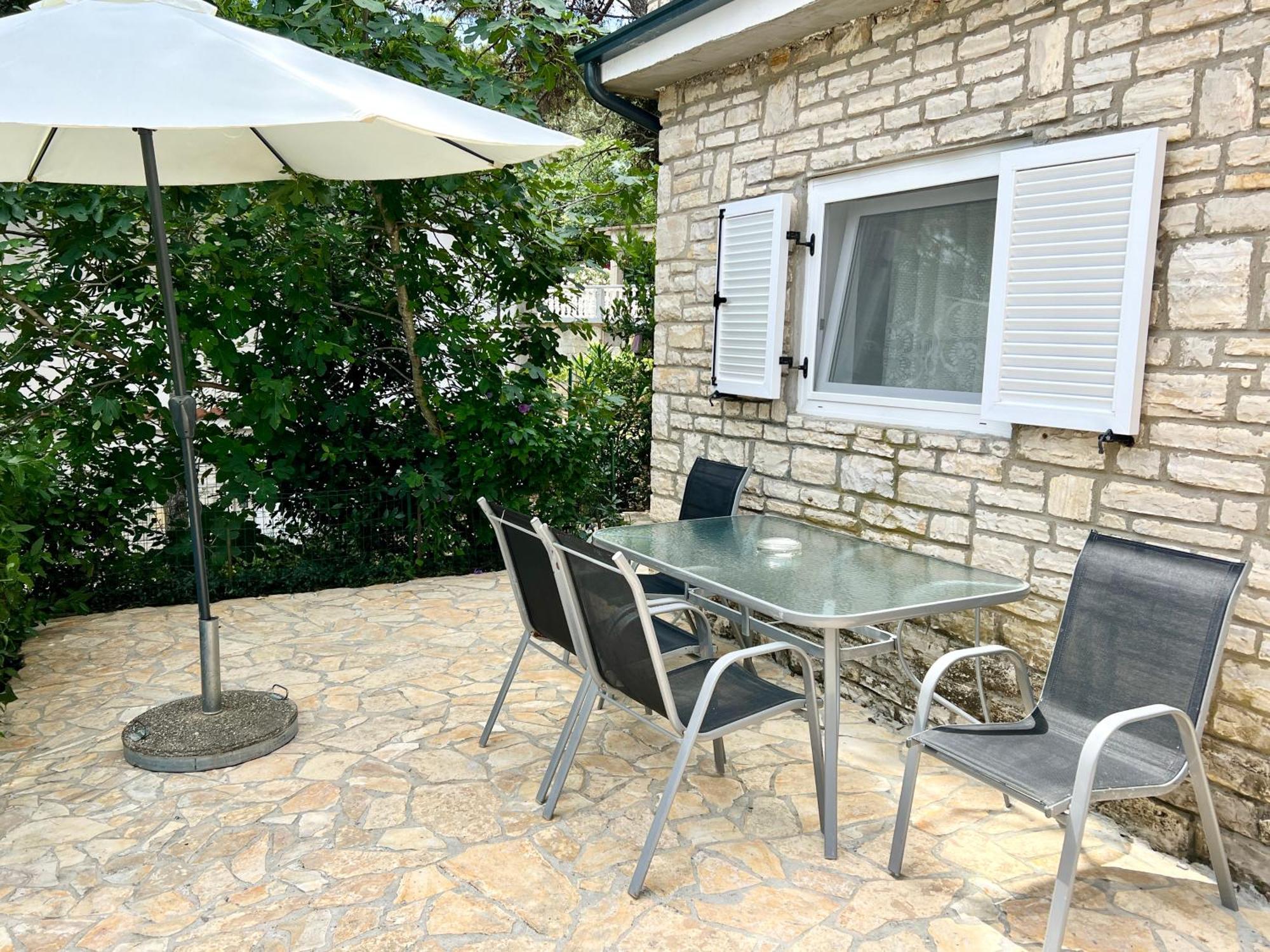 Apartmani Lidija Karin Donji Donji Karin Extérieur photo